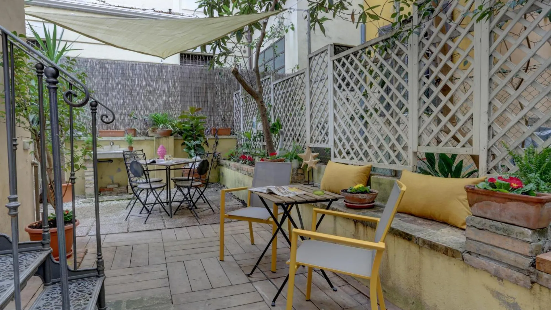 Colosseo Secret Garden - Home And More Rome