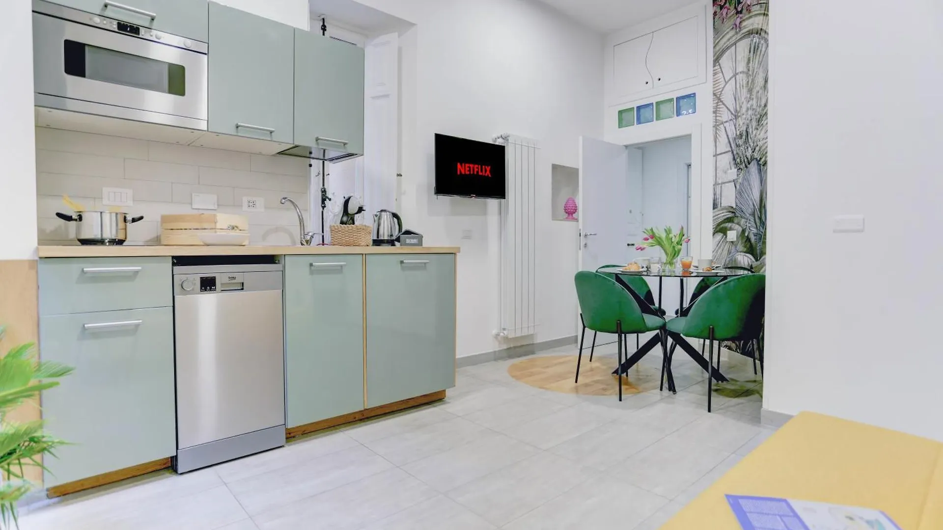 Appartement Colosseo Secret Garden - Home And More Rome